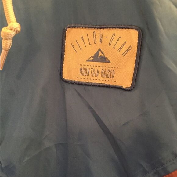 NWT Flylow Maclean Mens Camp Windbreaker Sz M - Picture 3 of 8